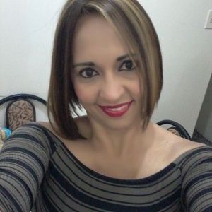 Meet your Posher, Gloria